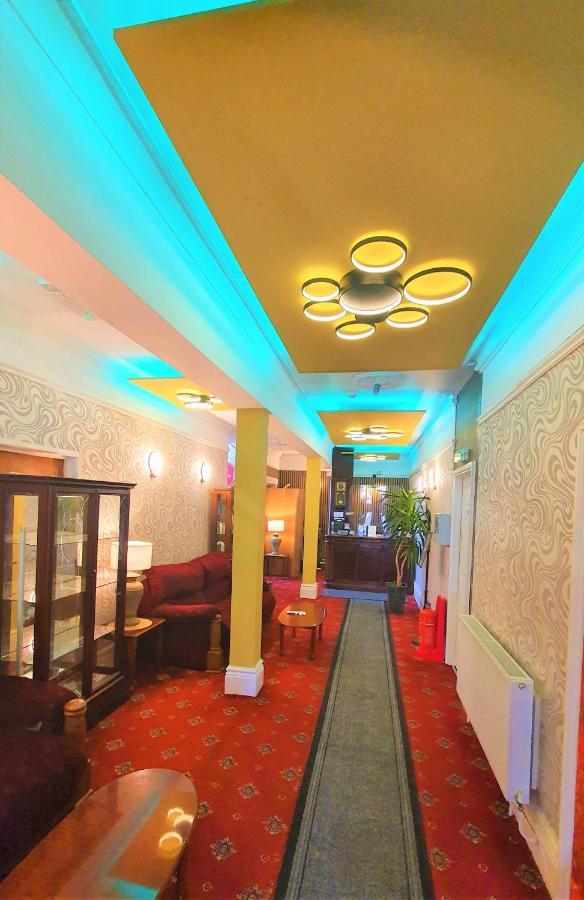 Yardley Manor Hotel Torquay Bagian luar foto