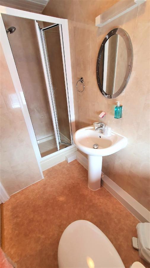 Yardley Manor Hotel Torquay Bagian luar foto