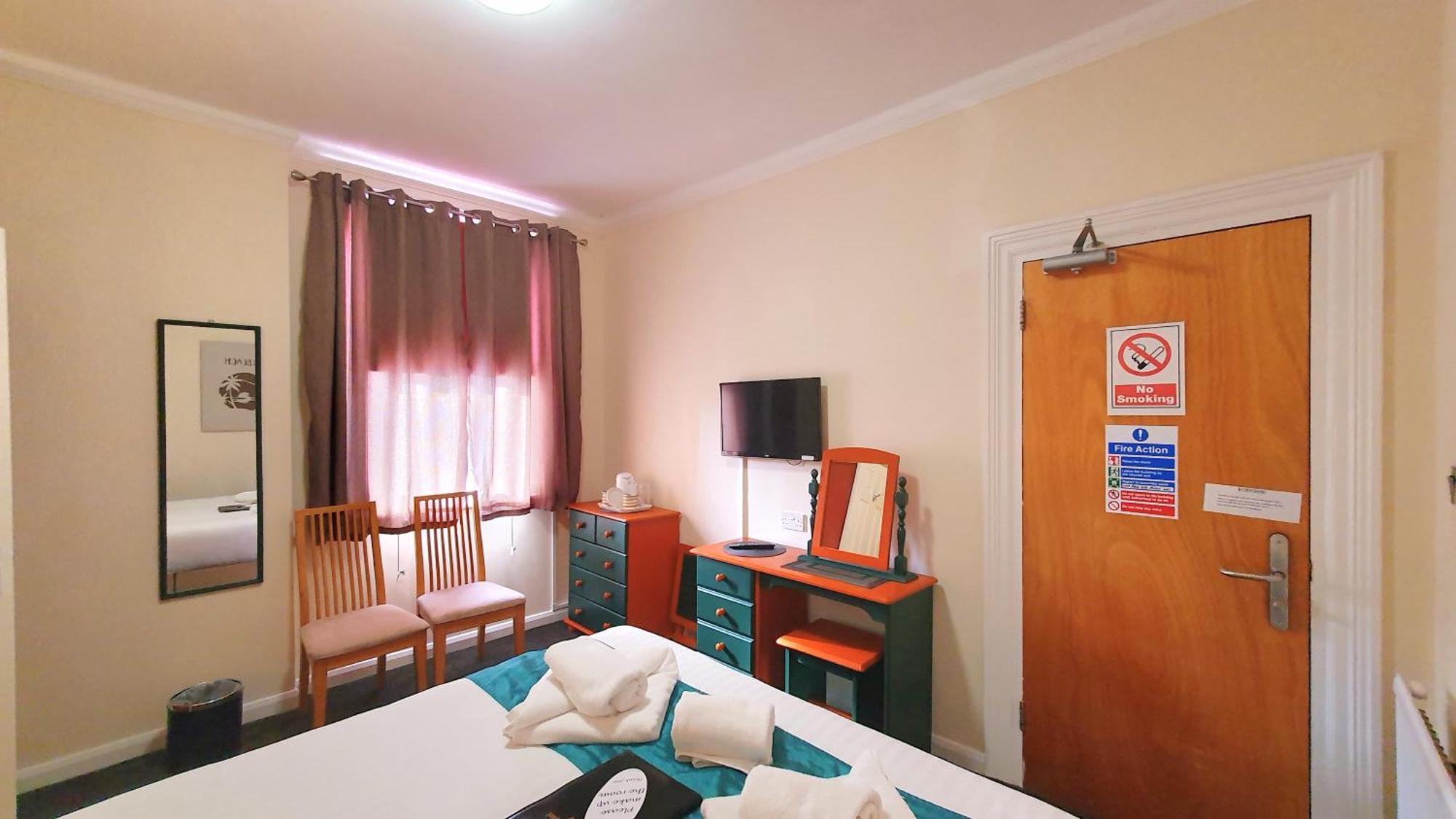 Yardley Manor Hotel Torquay Bagian luar foto
